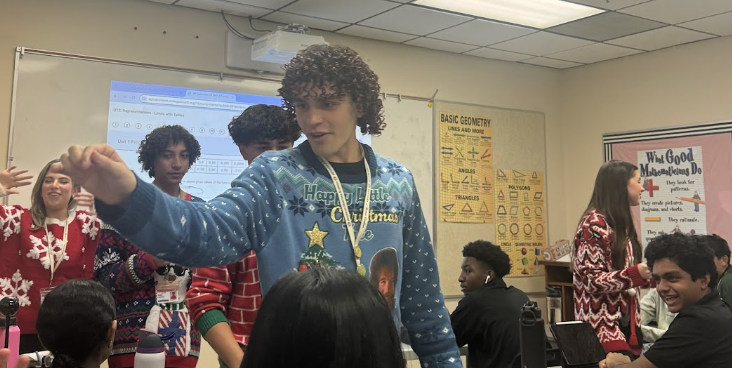 Acapella singers spread holiday cheer with singing grams